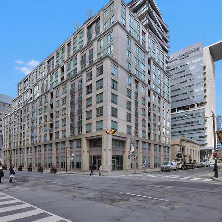 Toronto Luxury Accommodations - Qwest Екстериор снимка