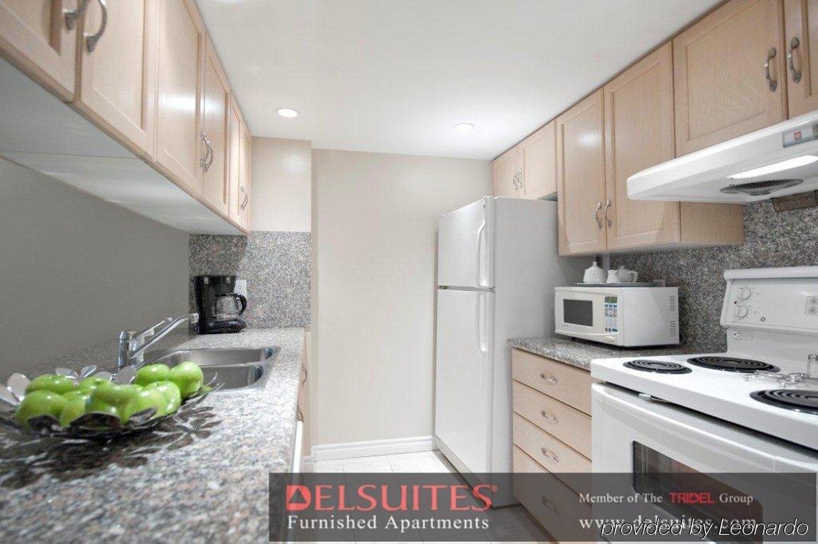 Toronto Luxury Accommodations - Qwest Екстериор снимка