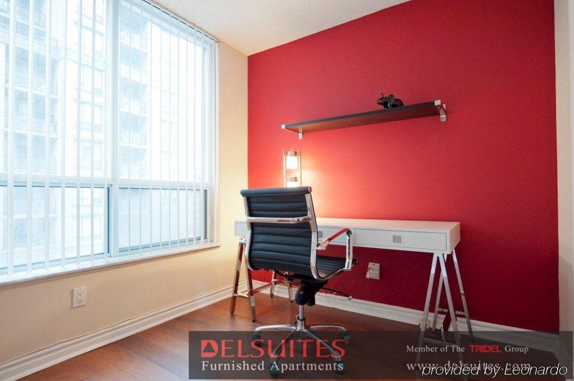 Toronto Luxury Accommodations - Qwest Екстериор снимка